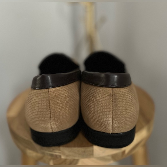 Giorgio Brutini Dress Shoes ~ Size 10 - Picture 4 of 6